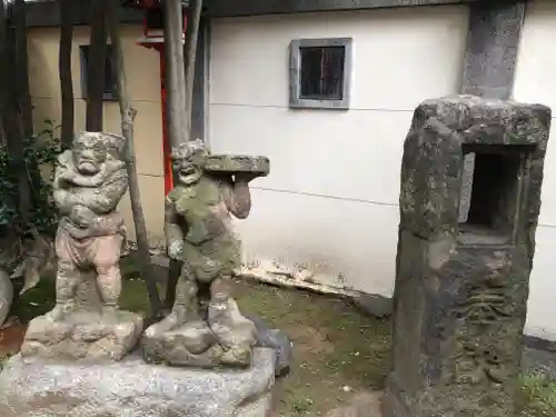 吉原神社の狛犬