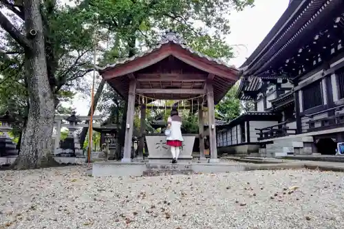 和泉八劔神社の手水舎