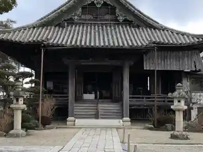 朝田寺の本殿・本堂