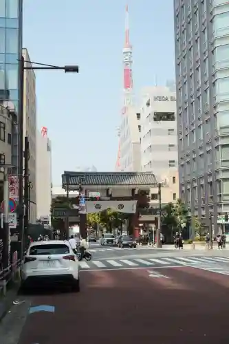 増上寺の{uncategorized: "未分類", other: "その他", undefined: "問題あり", building: "その他建物", grave: "お墓", sacred_gate: "鳥居", guardian: "狛犬", statue: "像", buddha: "仏像", history: "歴史", nature: "自然", garden: "庭園", animal: "動物", pagoda: "塔", temizu: "手水舎", mountain_gate: "山門・神門", sanctuary: "本殿・本堂", subordinate: "末社・摂社", art: "芸術", scenery: "景色", jizo: "地蔵", ema: "絵馬", goshuin: "御朱印", omikuji: "おみくじ", items: "授与品その他", amulet: "お守り", goshuincho: "御朱印帳", eats: "食事", festival: "お祭り", votive_dance: "神楽", shichigosan: "七五三参", wedding: "結婚式", experience: "体験その他", initially: "初詣", around: "周辺", anti_infection: "感染症対策"}