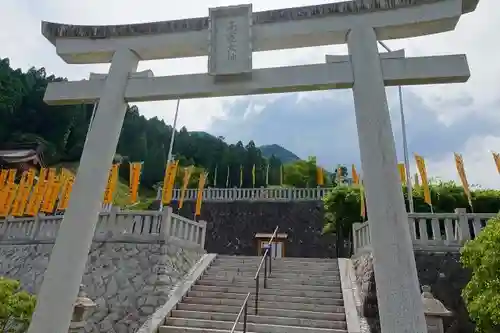 丹生川上神社（上社）の鳥居