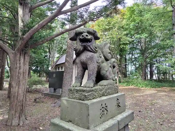 北広島市総鎮守 廣島神社の狛犬