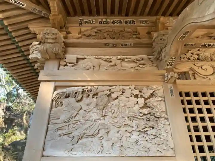 海南刀切神社の芸術