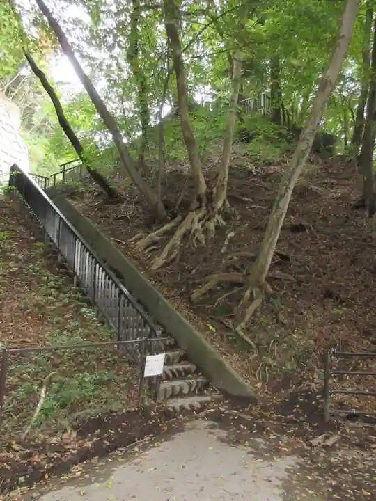 楯岩鬼怒姫神社の周辺