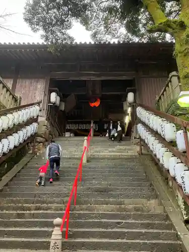 吉備津神社の山門