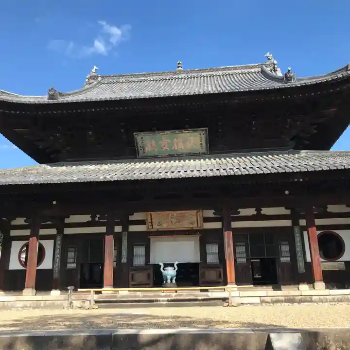萬福寺の本殿・本堂