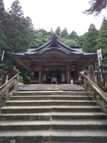 甘南美寺の本殿