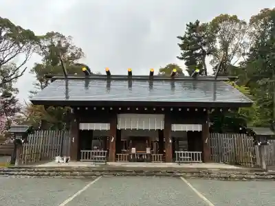 伊勢山皇大神宮の{uncategorized: "未分類", other: "その他", undefined: "問題あり", building: "その他建物", grave: "お墓", sacred_gate: "鳥居", guardian: "狛犬", statue: "像", buddha: "仏像", history: "歴史", nature: "自然", garden: "庭園", animal: "動物", pagoda: "塔", temizu: "手水舎", mountain_gate: "山門・神門", sanctuary: "本殿・本堂", subordinate: "末社・摂社", art: "芸術", scenery: "景色", jizo: "地蔵", ema: "絵馬", goshuin: "御朱印", omikuji: "おみくじ", items: "授与品その他", amulet: "お守り", goshuincho: "御朱印帳", eats: "食事", festival: "お祭り", votive_dance: "神楽", shichigosan: "七五三参", wedding: "結婚式", experience: "体験その他", initially: "初詣", around: "周辺", anti_infection: "感染症対策"}