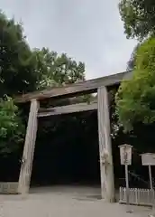 熱田神宮の鳥居