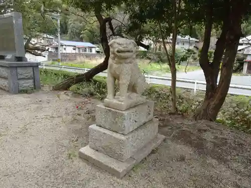 高倉神社の狛犬