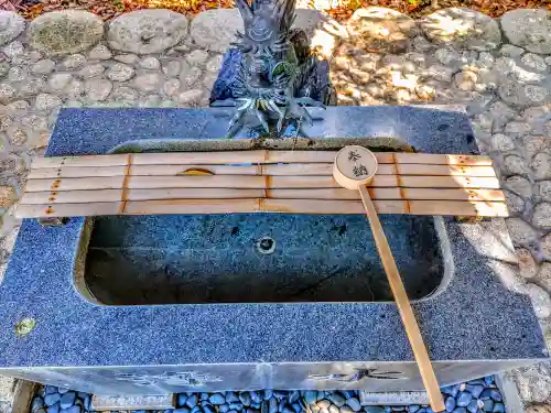 八劔社（野並）の手水舎