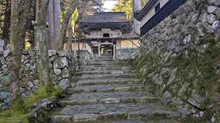 横蔵寺(岐阜県)