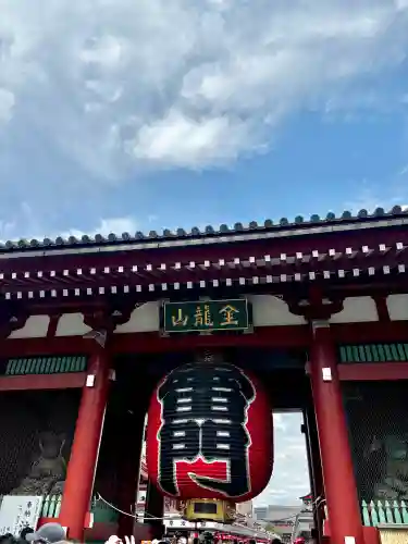 浅草寺の{uncategorized: "未分類", other: "その他", undefined: "問題あり", building: "その他建物", grave: "お墓", sacred_gate: "鳥居", guardian: "狛犬", statue: "像", buddha: "仏像", history: "歴史", nature: "自然", garden: "庭園", animal: "動物", pagoda: "塔", temizu: "手水舎", mountain_gate: "山門・神門", sanctuary: "本殿・本堂", subordinate: "末社・摂社", art: "芸術", scenery: "景色", jizo: "地蔵", ema: "絵馬", goshuin: "御朱印", omikuji: "おみくじ", items: "授与品その他", amulet: "お守り", goshuincho: "御朱印帳", eats: "食事", festival: "お祭り", votive_dance: "神楽", shichigosan: "七五三参", wedding: "結婚式", experience: "体験その他", initially: "初詣", around: "周辺", anti_infection: "感染症対策"}
