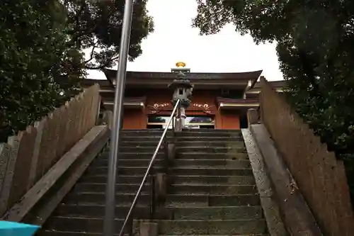 津照寺の本殿