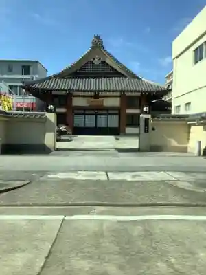理相寺の本殿・本堂