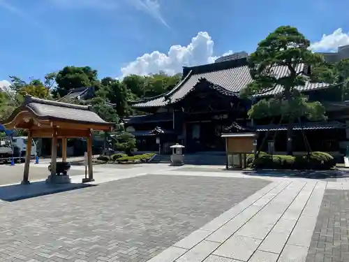 泉岳寺の山門・神門