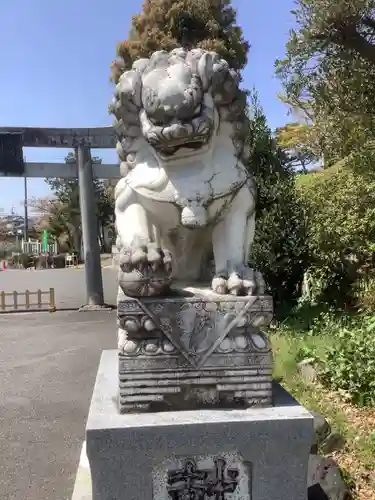 上地八幡宮の狛犬