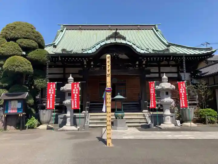 東泉寺の本殿・本堂