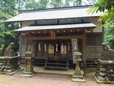 大戸里神社の本殿・本堂