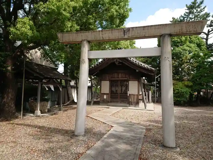 稲荷神社(柴田稲荷神社)の鳥居
