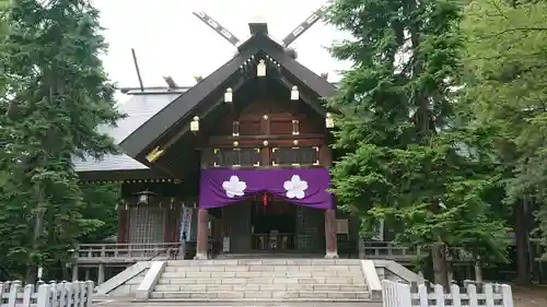 上川神社の本殿