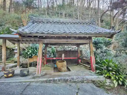 菅生山 大宝寺の手水舎