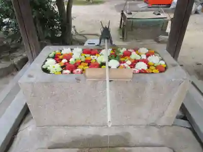 片埜神社の手水舎