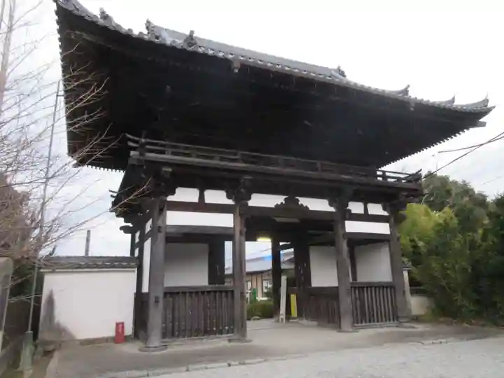 當麻寺の山門・神門