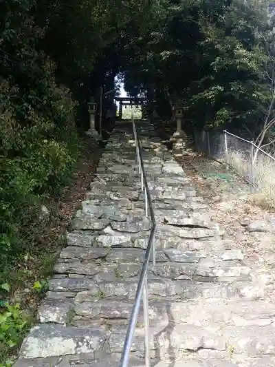 八幡神社の建物その他