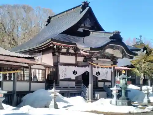 七面山敬慎院の本殿・本堂