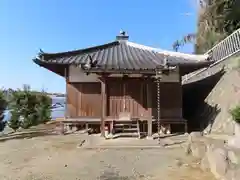 極楽寺の本殿