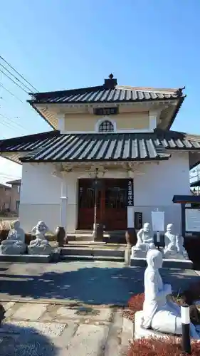 徳蔵寺の像