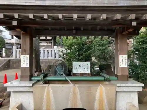 桐ヶ谷氷川神社の手水舎