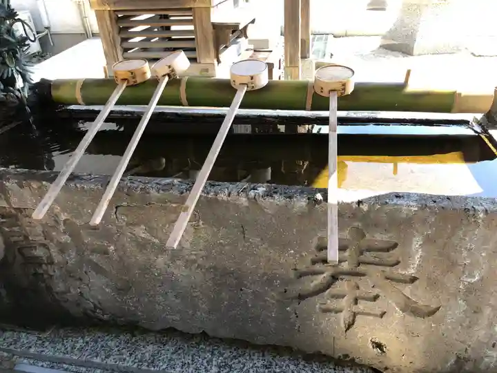 高靇神社の手水舎