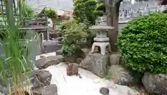 自性院の庭園