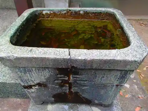 忍　諏訪神社・東照宮　の手水舎