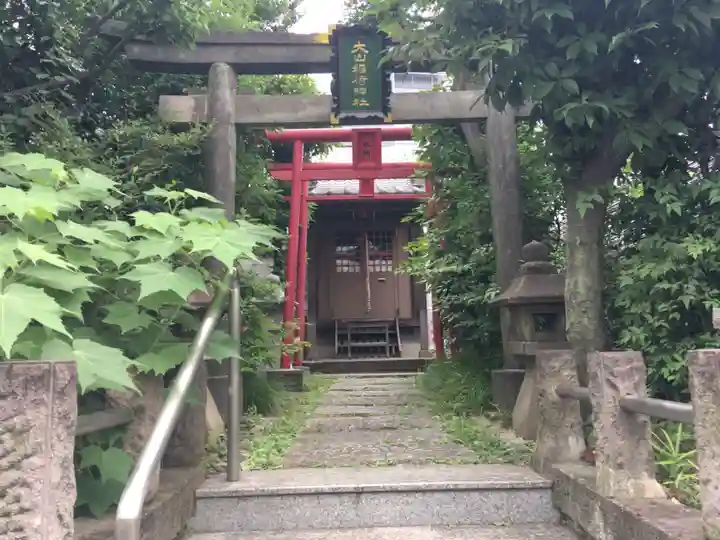 大山稲荷神社の鳥居