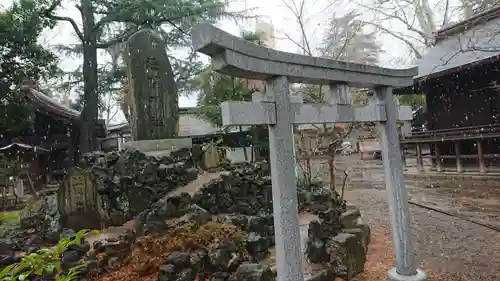 川口神社の末社・摂社