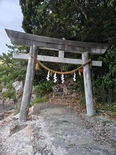 猪鼻湖神社(静岡県)