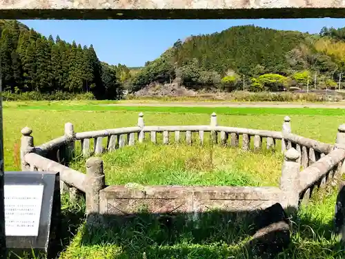 豊玉姫神社の建物その他