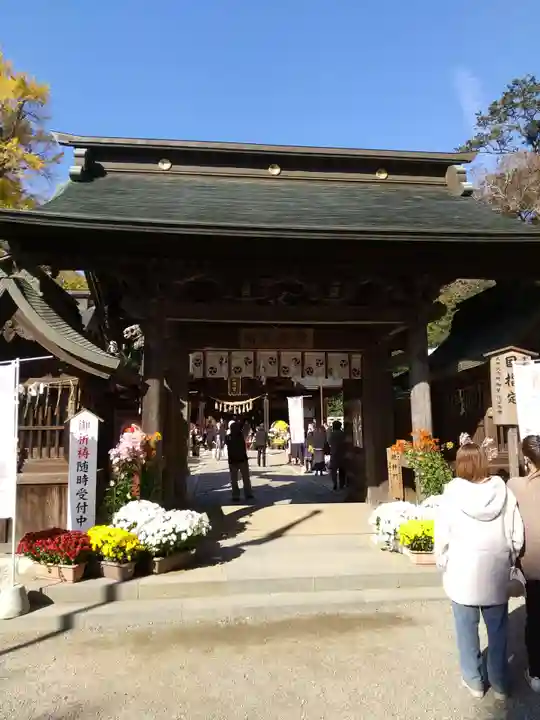 水戸八幡宮の山門・神門