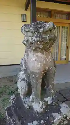 館腰神社の狛犬
