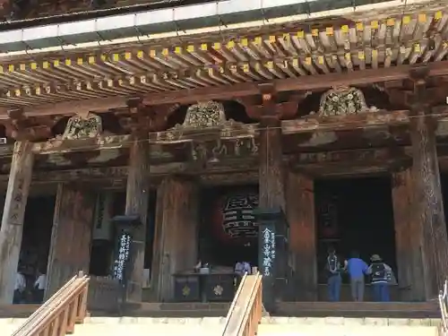 金峯山寺の本殿・本堂