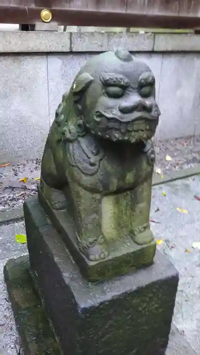 熊野神社の狛犬