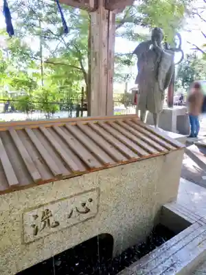 高尾山薬王院の手水舎