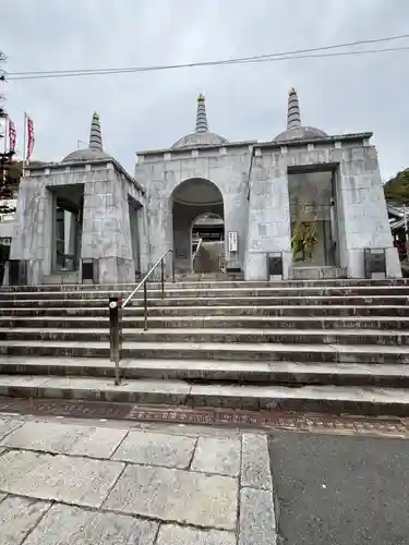最上稲荷山妙教寺(岡山県)
