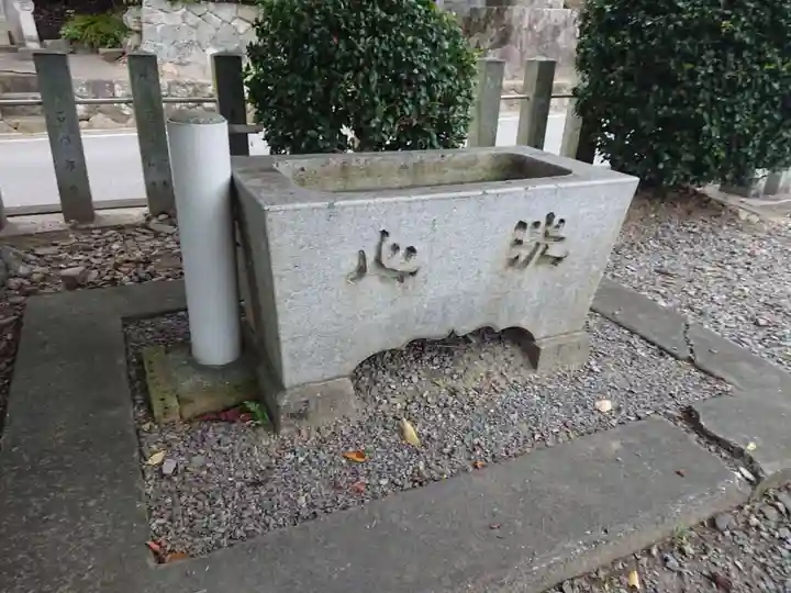 市杵島社の手水舎