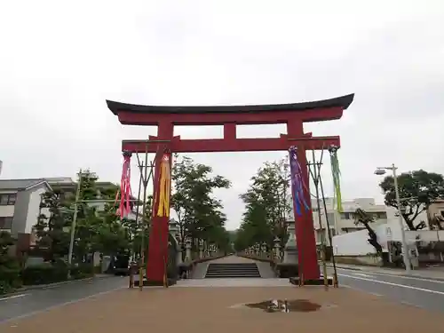 鶴岡八幡宮の鳥居