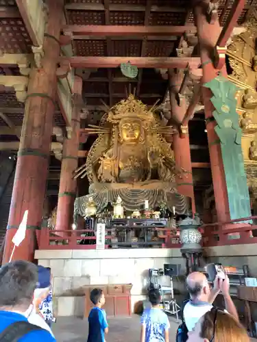 東大寺の本殿