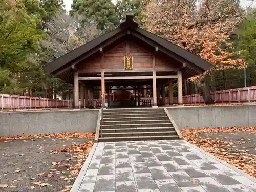 開拓神社の本殿